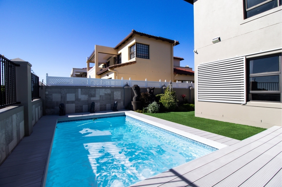 4 Bedroom Property for Sale in Big Bay Western Cape